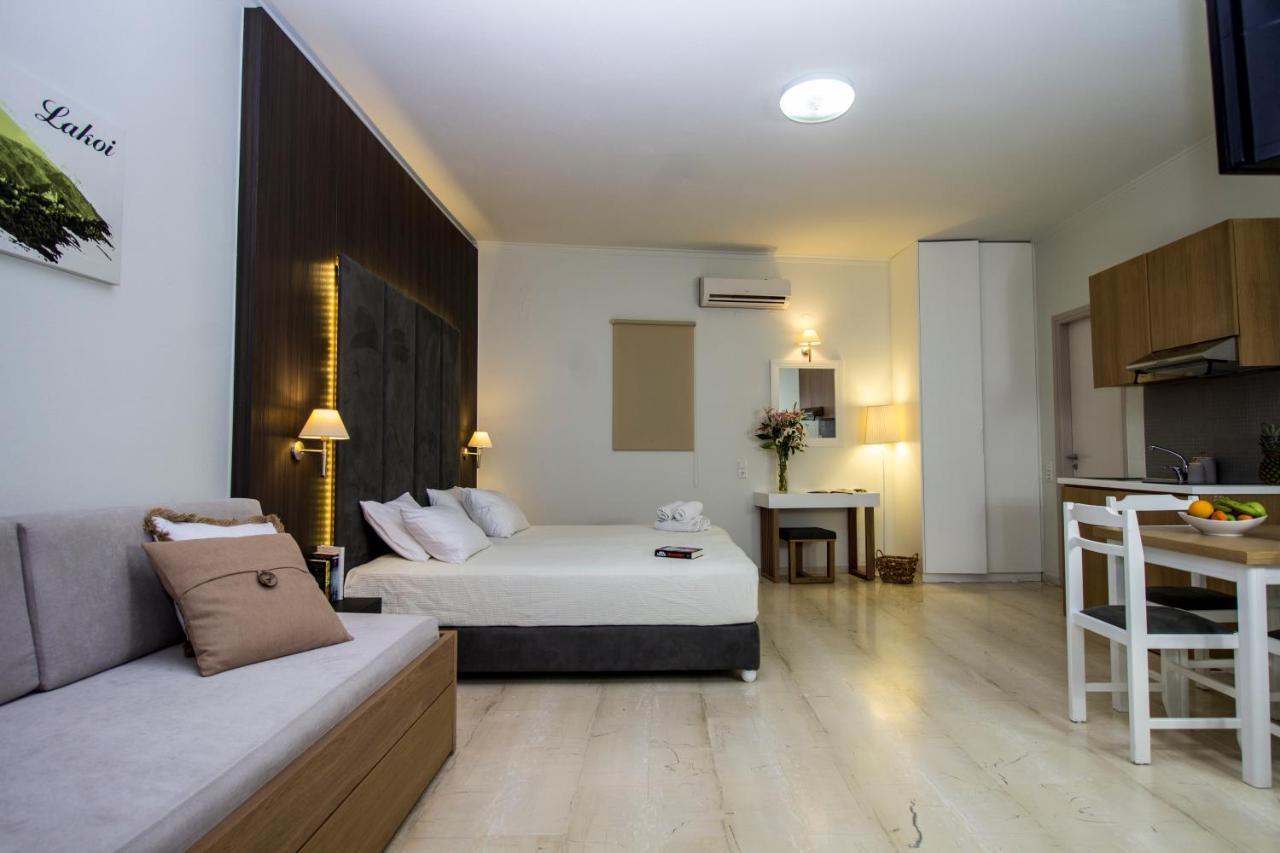 Elia Stalos Apartments Екстер'єр фото